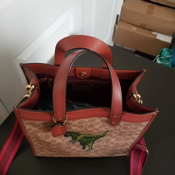 Coach Dinosaur Field Large Tote - Picture 5 of 9